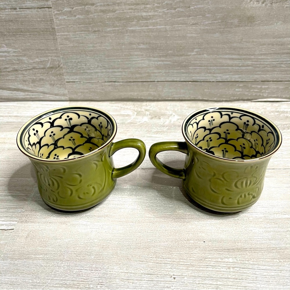 Vintage Bat Trang Mug